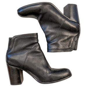 M. Gemi Pull on Ankle Boot Black EU 37 / US